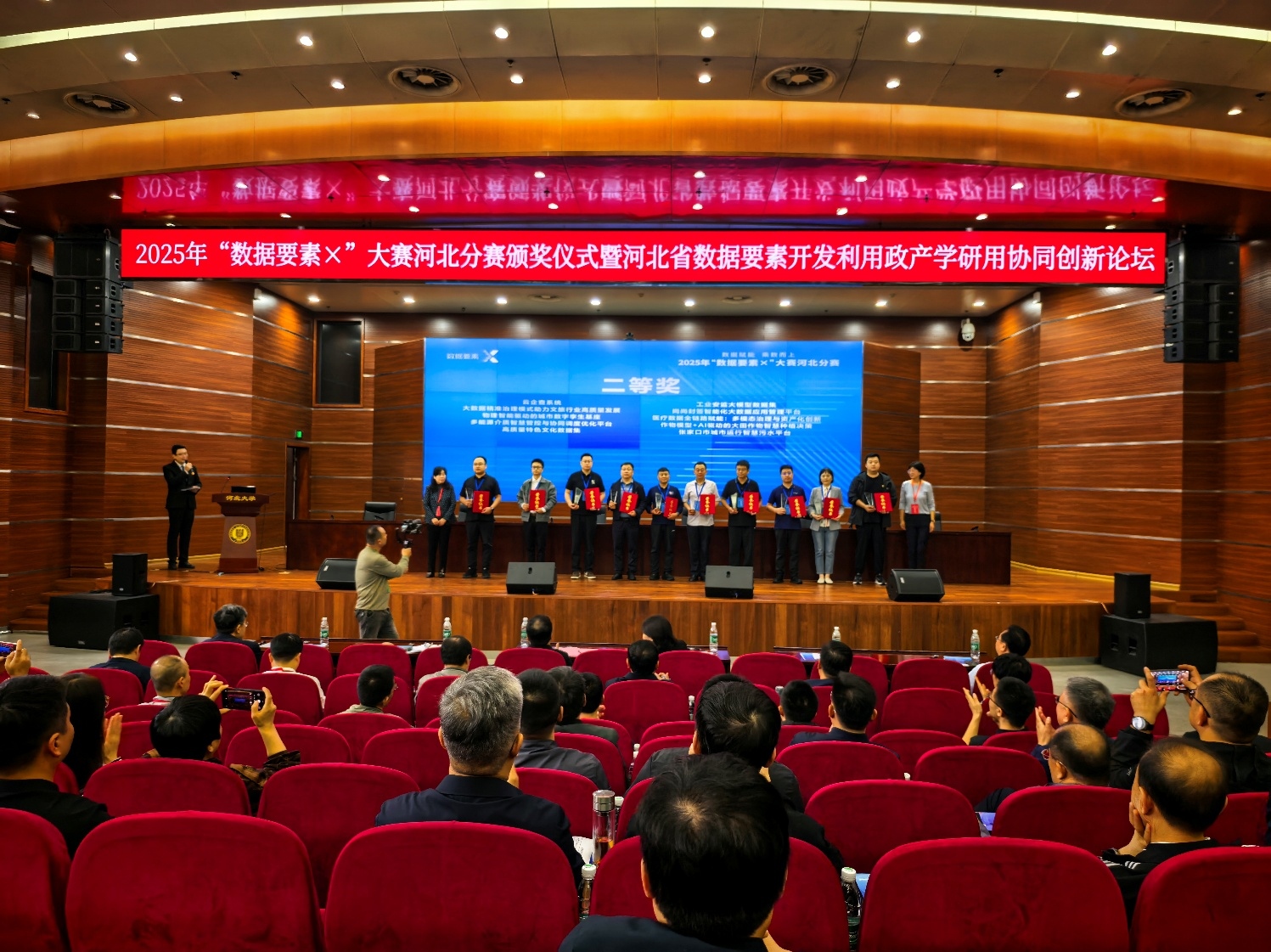 1760693792690284.jpg 1760693792690284.jpg