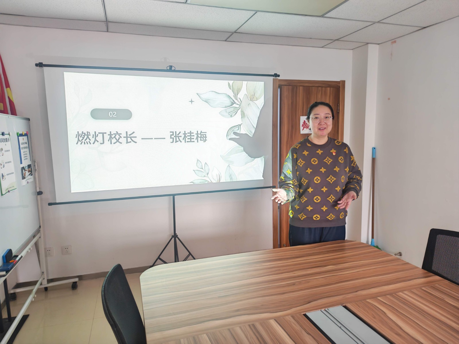 1762845098420981.jpg 1762845098420981.jpg