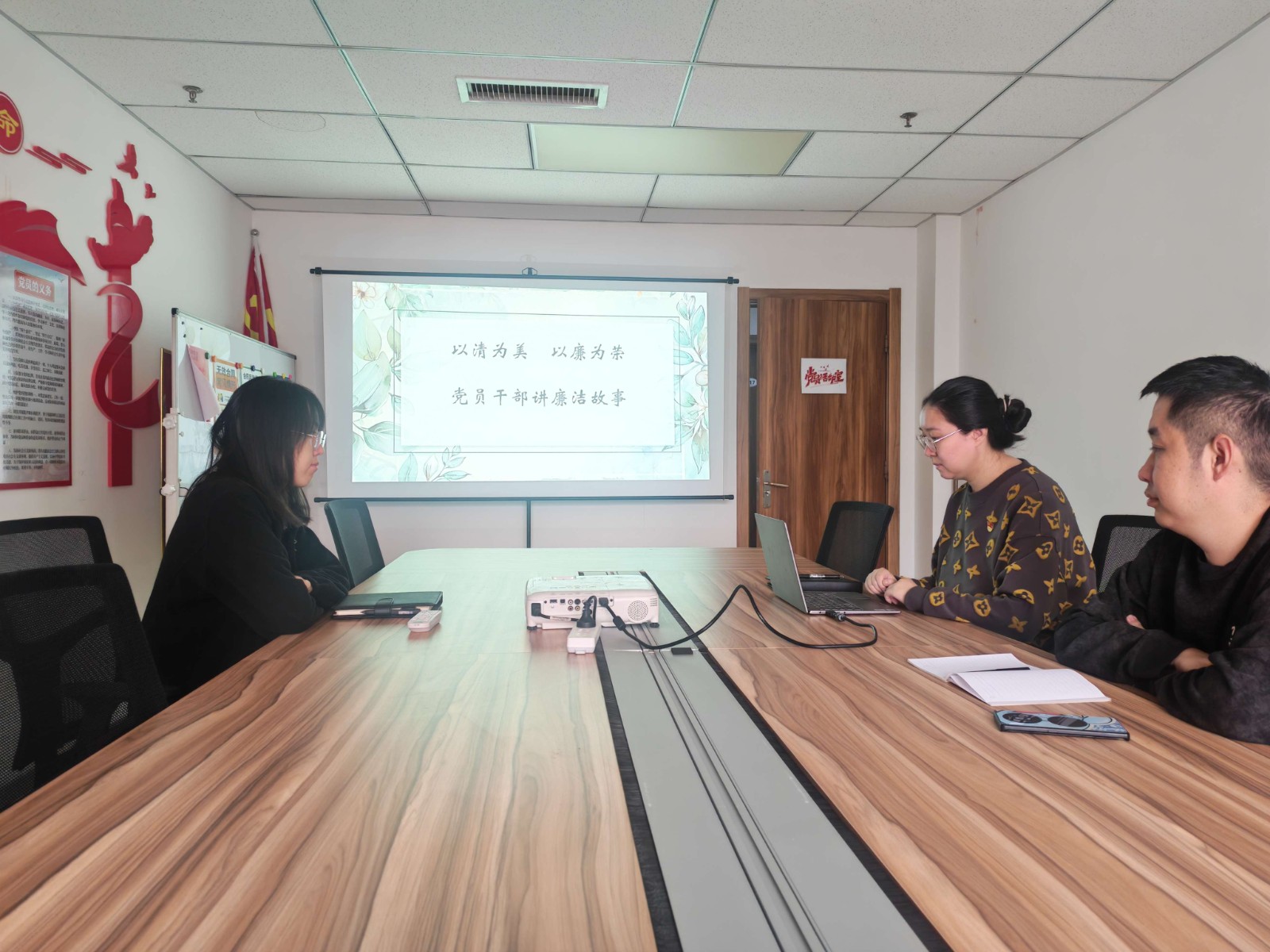 1762845098624842.jpg 1762845098624842.jpg